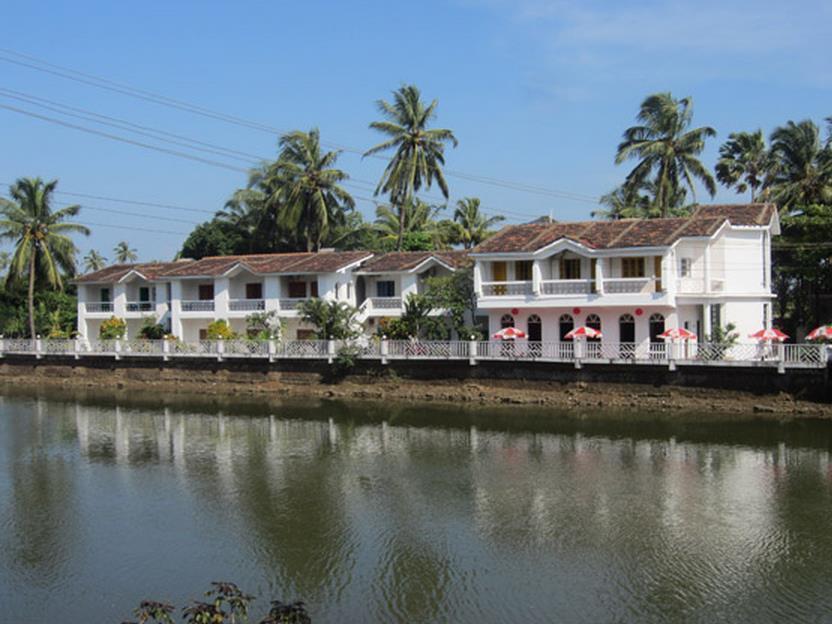 Hotel Riverside Baga Exterior photo